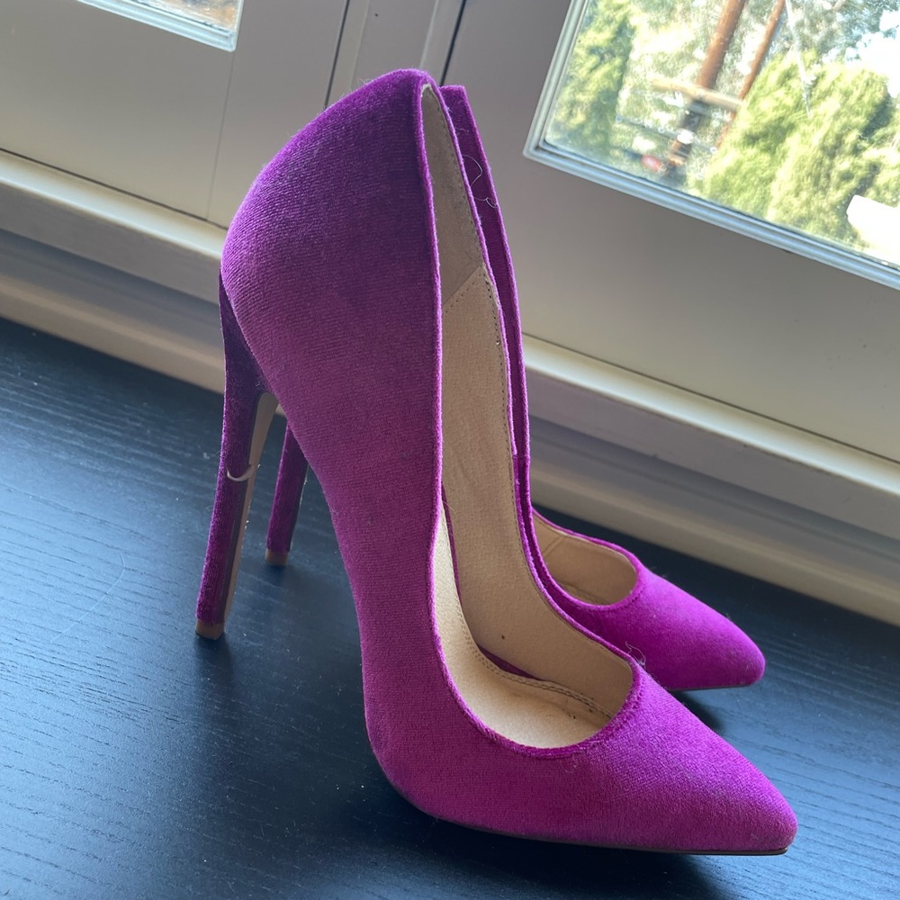Women's Magenta Suede Pointed-Toe High Heels